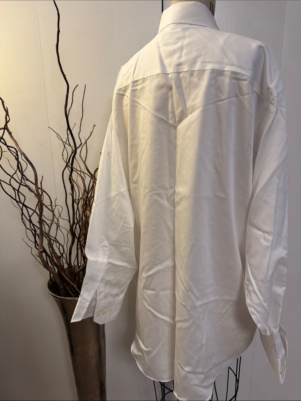 Joseph Abboud White Men's Dress Shirt - Pocket Front - Picture 3 of 4